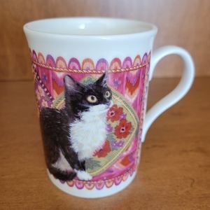 CROWN TRENT Fine Bone China Vintage Cat Mug